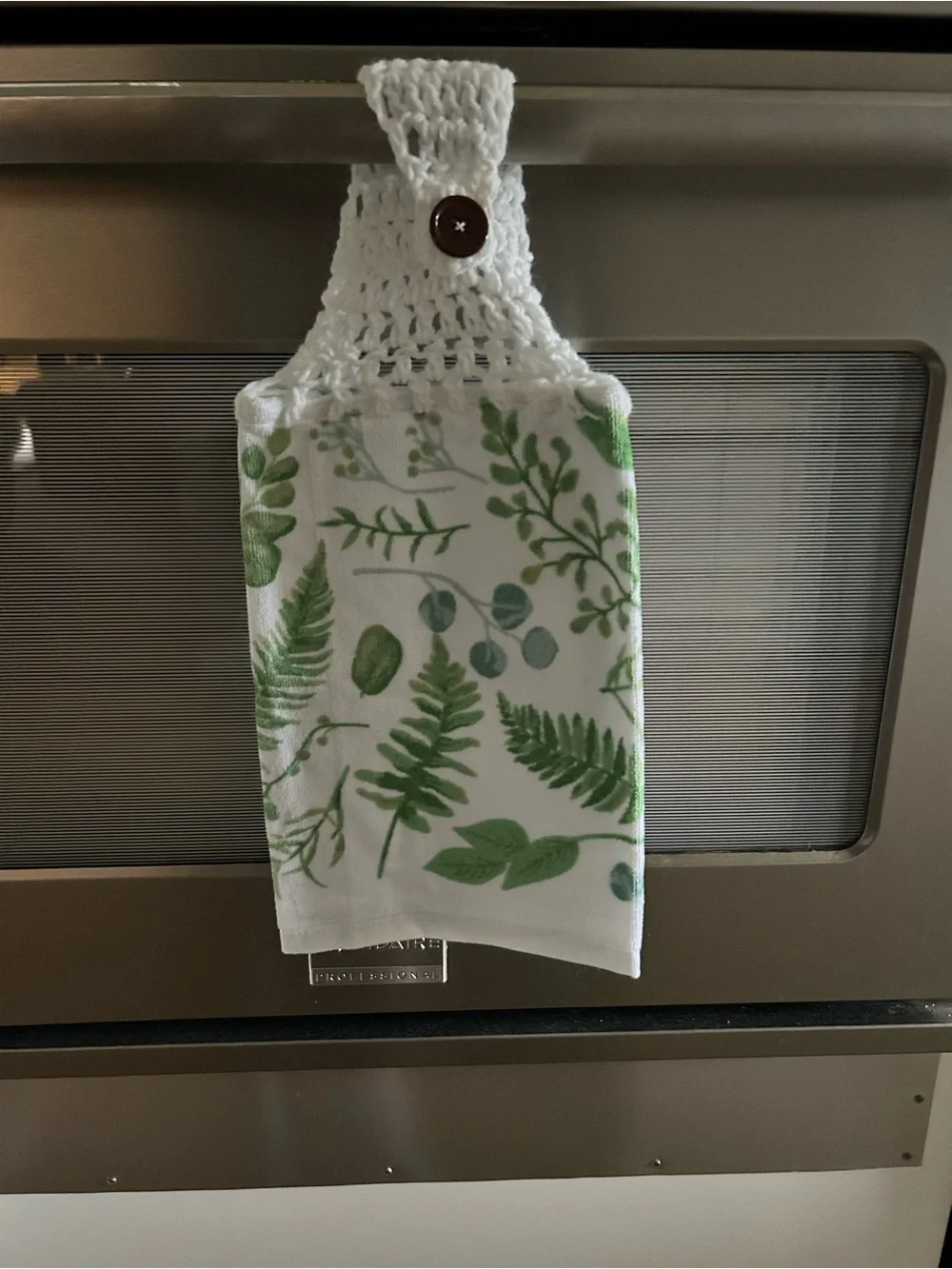Hand Crafted Colorful Green Ferns Hanging Hand Towels Crochet Top Button Closure